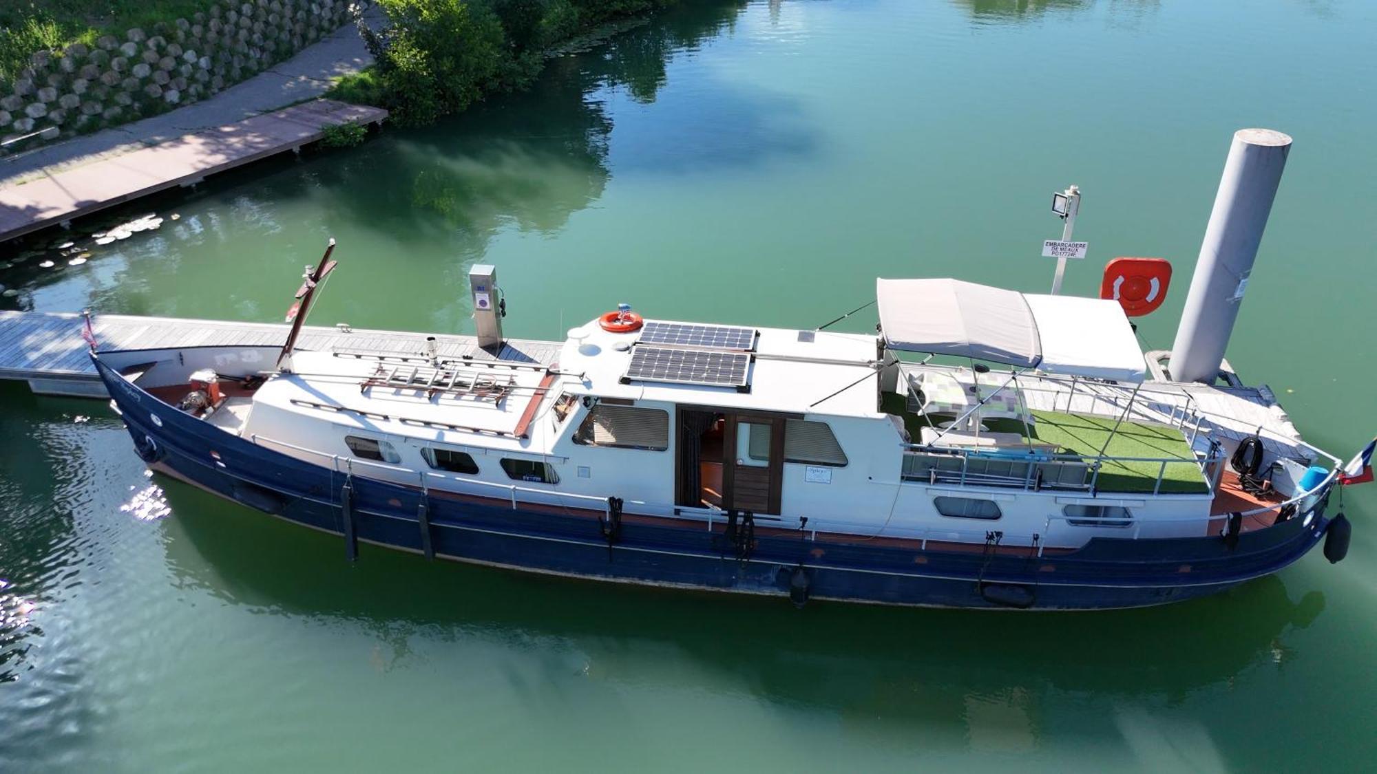 Spicy - Sejour Insolite Sur La Marne Meaux Exterior foto